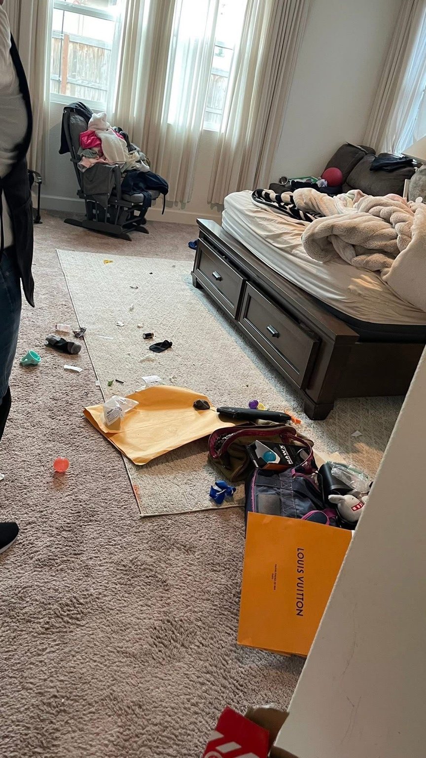 Bedroom cleaning before cleaning