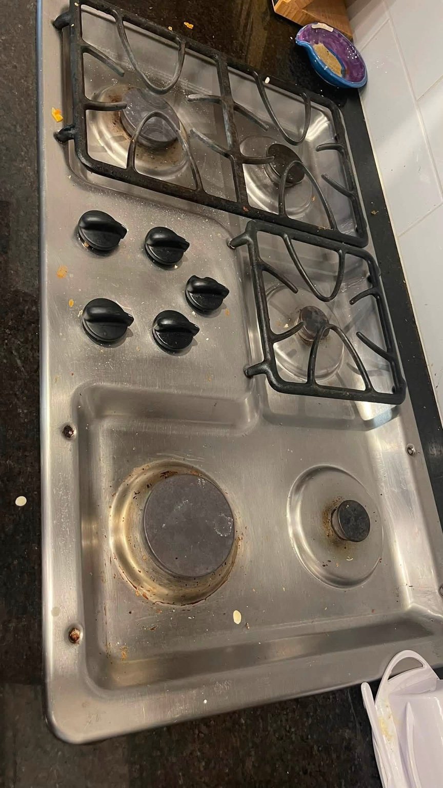Stovetop cleaning before cleaning