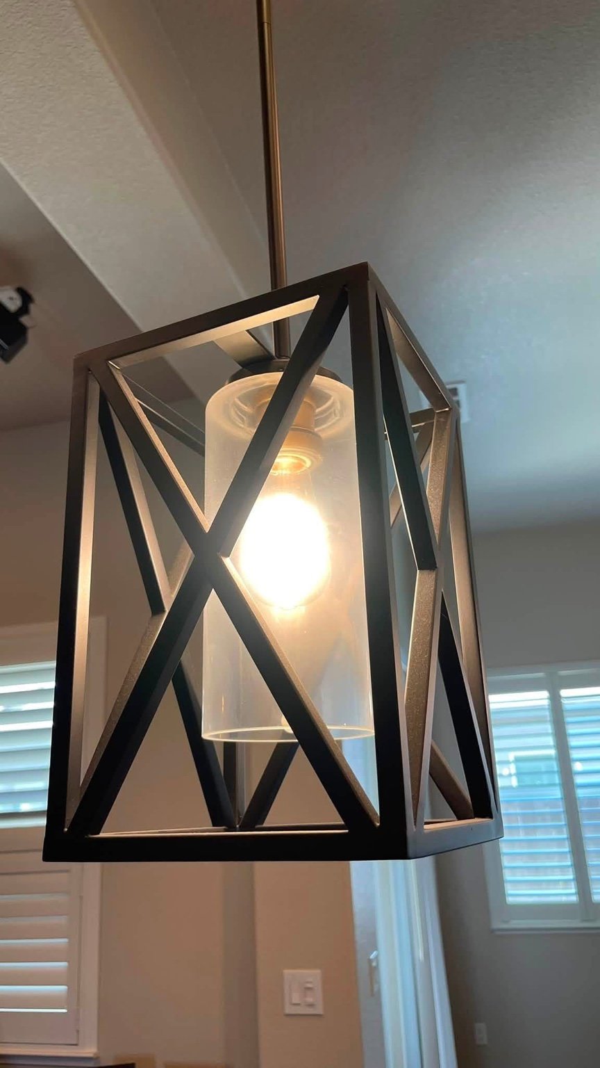 Light fixture cleaning before cleaning